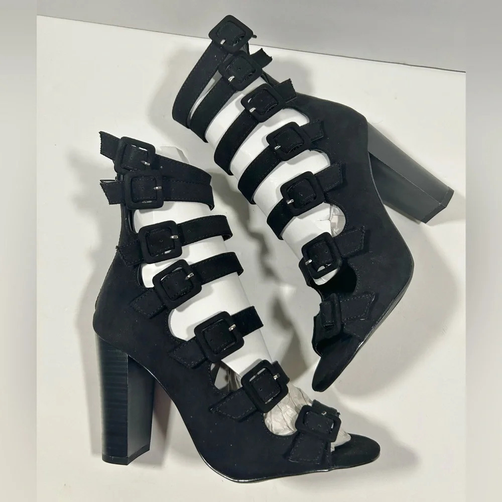 NIB!Olivia Jorgensen "Murray" 7 Buckles - Back Zipper - Pee a Boo Toe - Size 9 - Picture 5 of 14